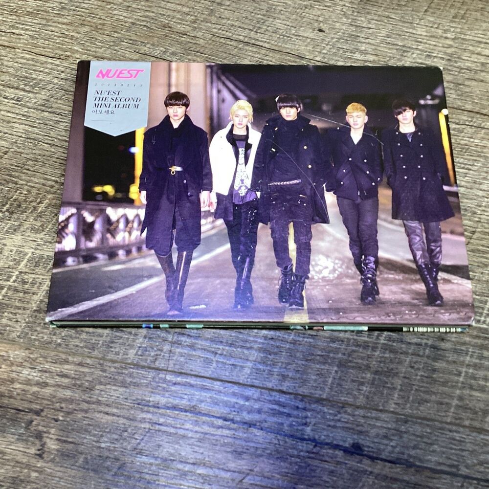 Nu'est 2nd Mini Album Hello CD Baekho